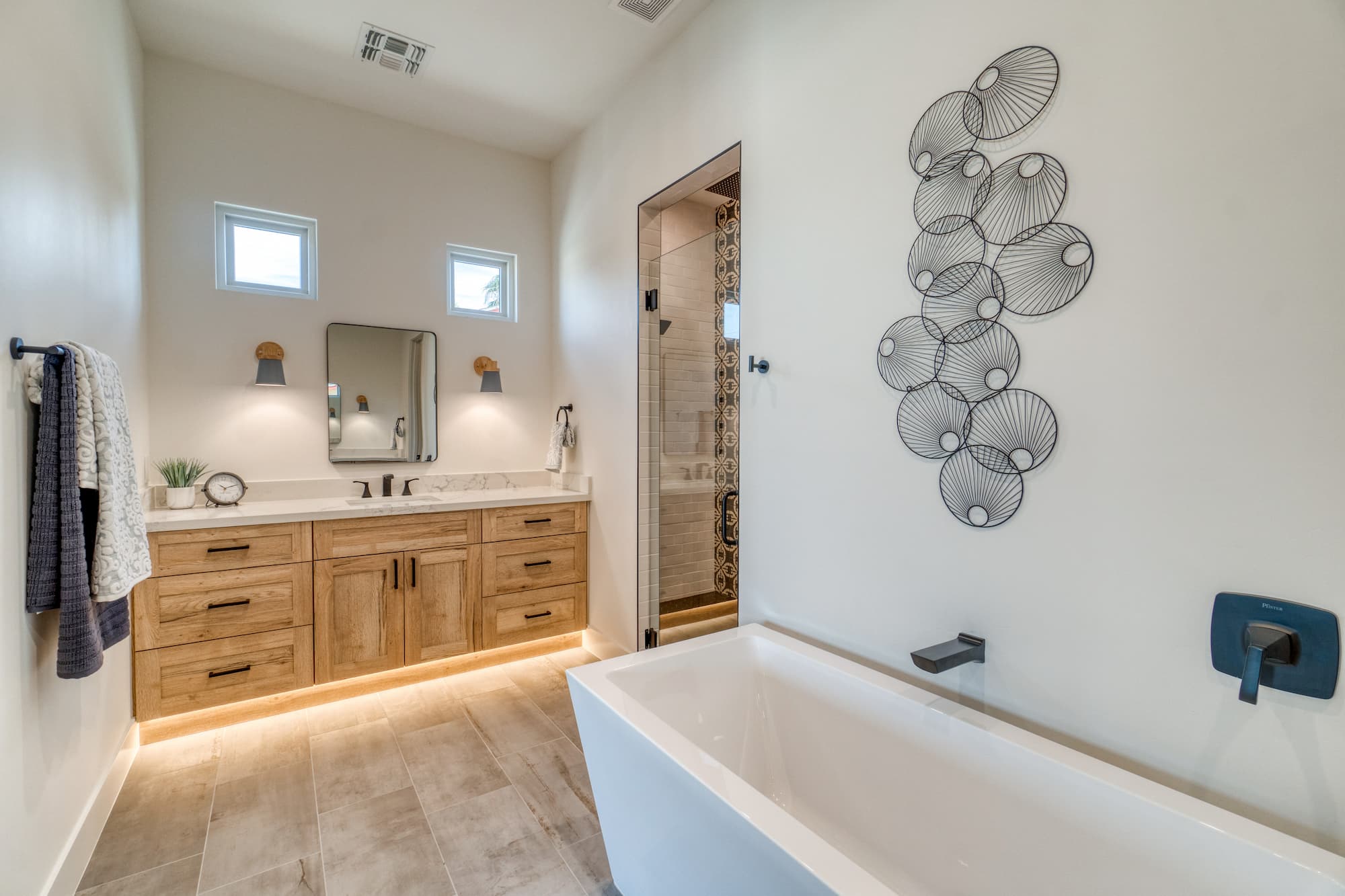 5 id&eacute;es de rangements astucieux pour une salle de bain toujours organis&eacute;e Illzach